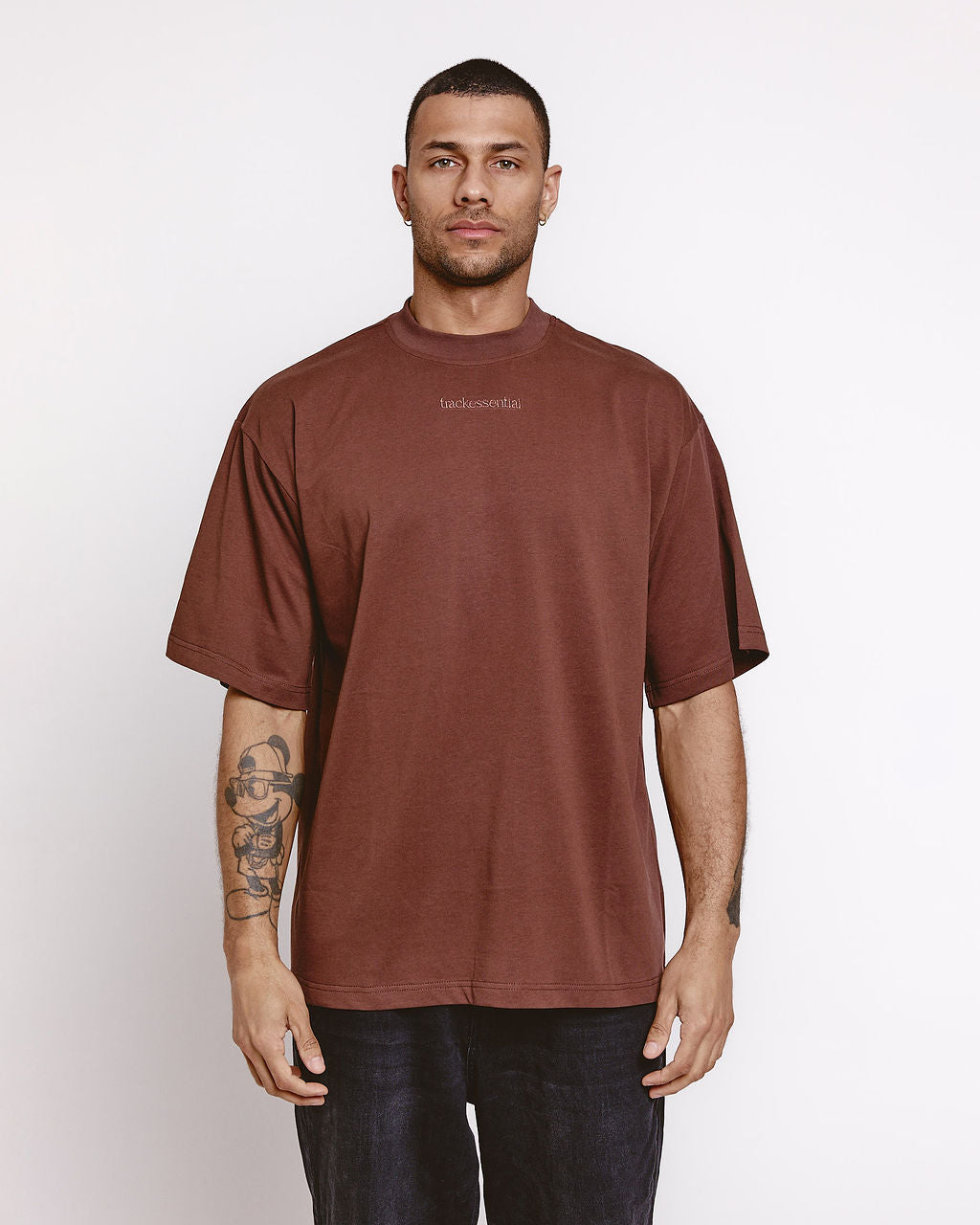 trackessential t-shirt mocha