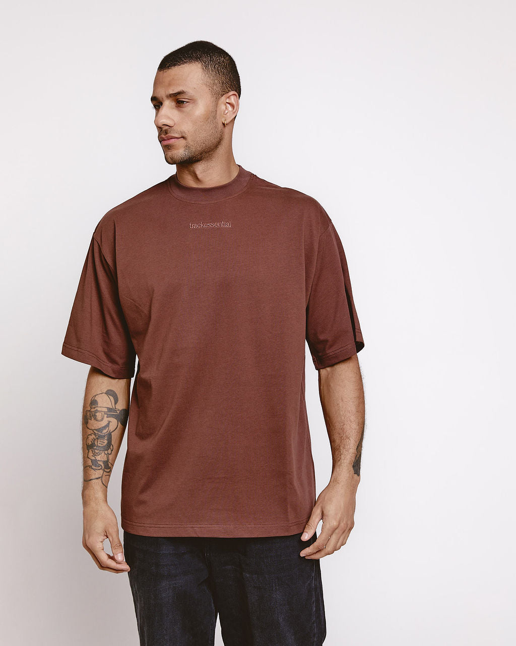 trackessential t-shirt mocha