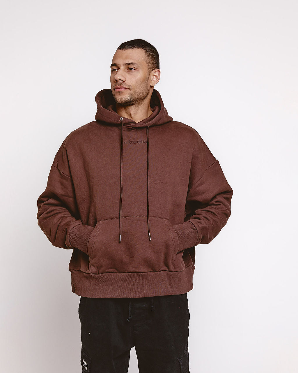 trackessential boxy hoodie in mocha