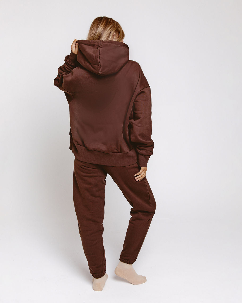 trackessential boxy hoodie in mocha